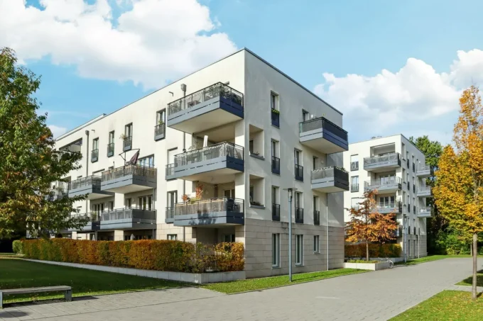 Jakie są najnowsze trendy w projektowaniu mieszkań na sprzedaż?